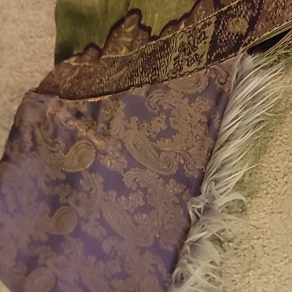 Hooded pashmina